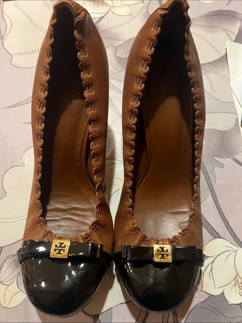 Tory Burch Brown Leather Ballet Flats with Black Patent Cap Toe and Gold Logo